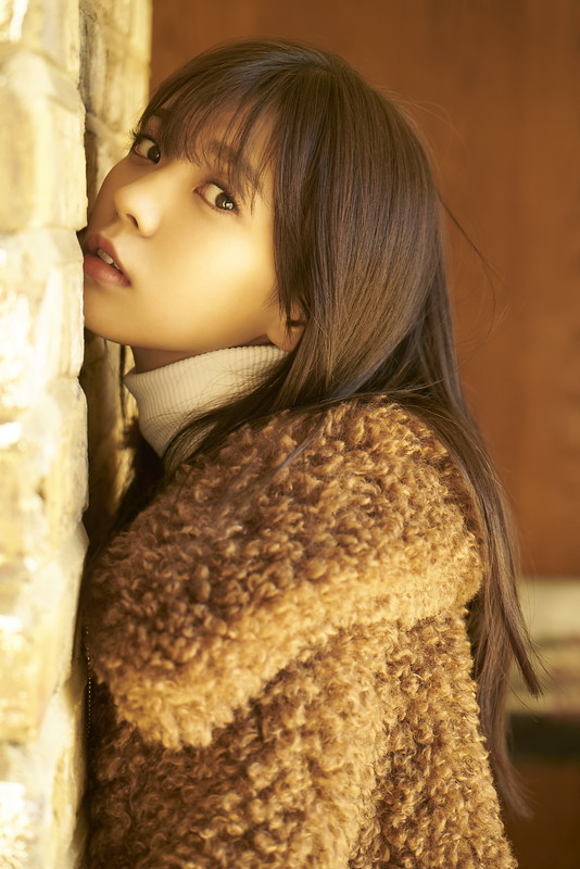 「小林由依（欅坂46）、3月に1st写真集発売　舞台はイギリス」1枚目/4