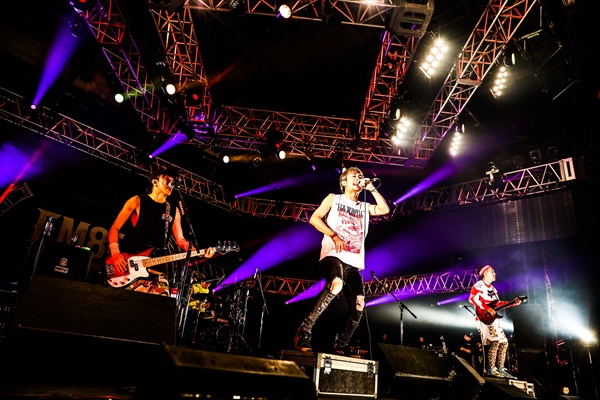 「TOTALFAT/Z-STAGE　写真：FM802」13枚目/282