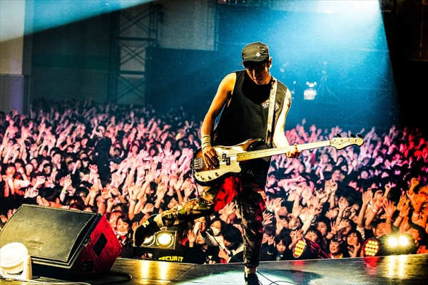 「TOTALFAT/Z-STAGE　写真：FM802」16枚目/282