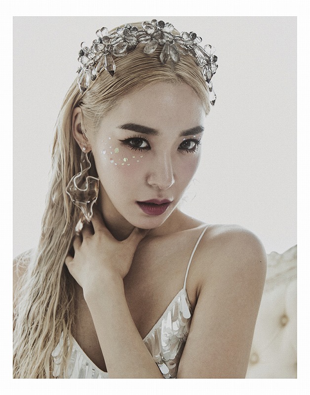 「ティファニー・ヤング、1st EP『リップス・オン・リップス』リリース」1枚目/1