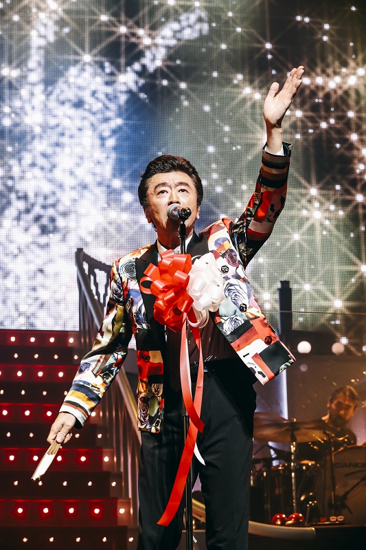 「桑田佳祐、『平成三十年度! 第三回ひとり紅白歌合戦』を6/5にリリース　初回限定盤は全3回を収録したコンプリートBOX」1枚目/1