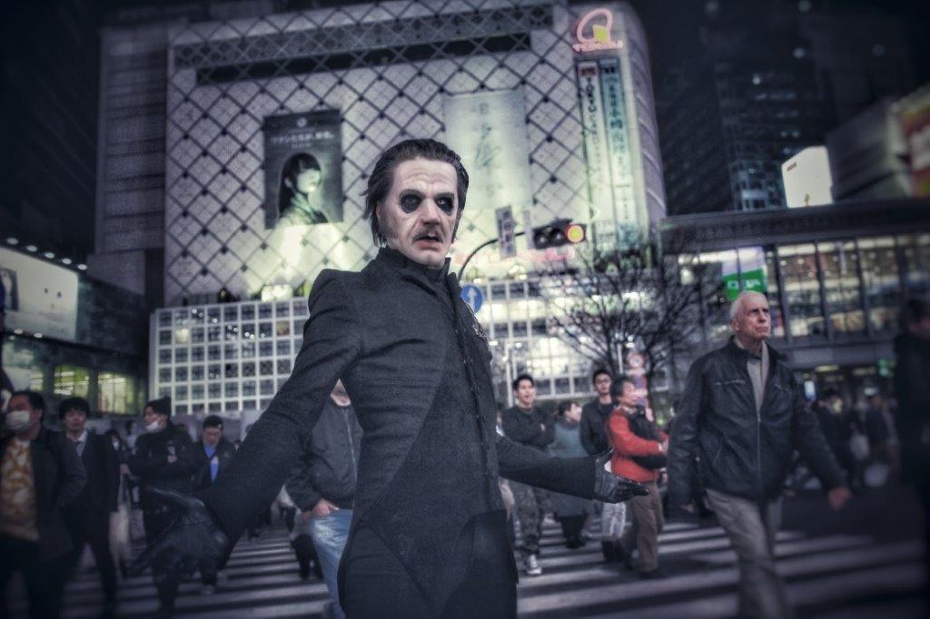 ゴースト、渋谷に降臨＆日本初サイン会開催「5年もかかったけど次は