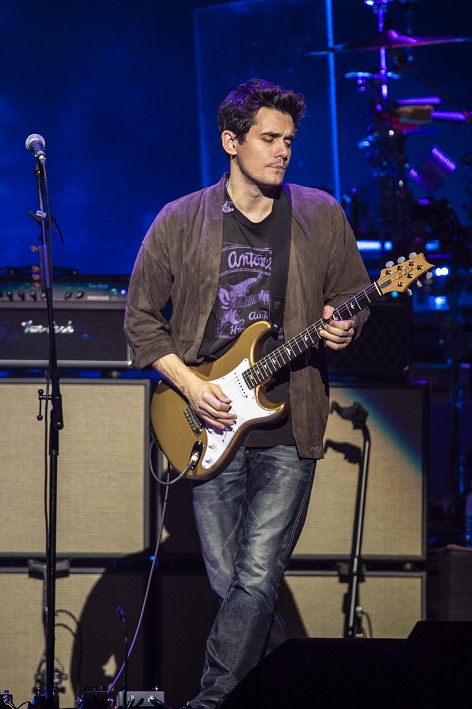 「ジョン・メイヤー、エド・シーランも飛び入り参加した5年ぶり来日公演のライブレポートが到着」1枚目/5