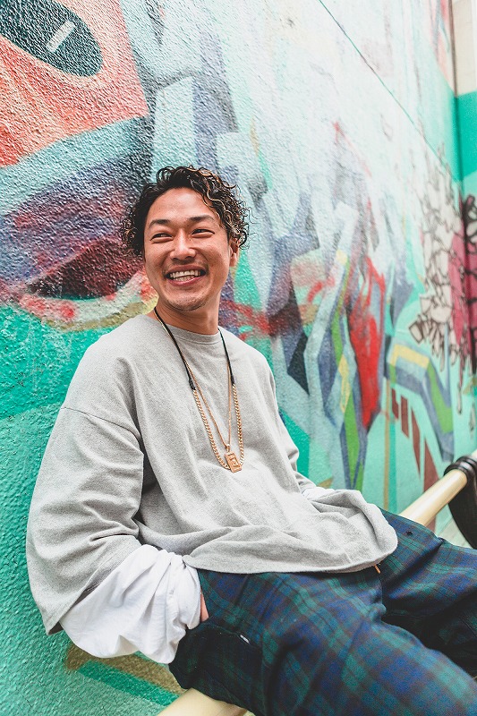 「寿君（コトブキクン） 、2019年第2弾シングル「ラバサマ」MV解禁」1枚目/2