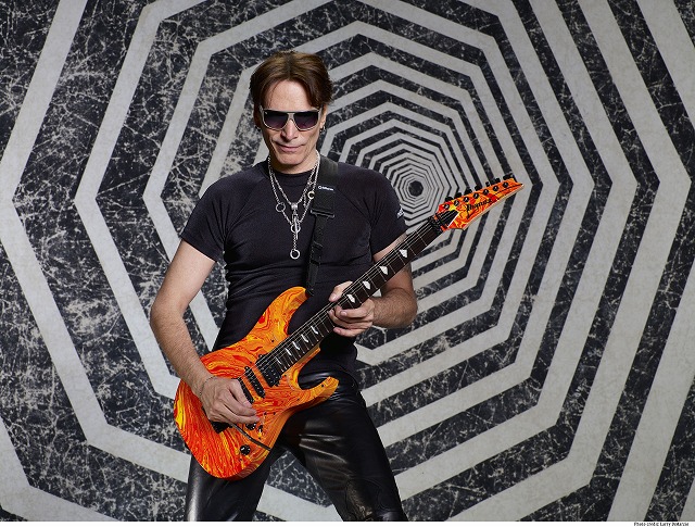 「Photo by Larry DiMarzio」3枚目/4