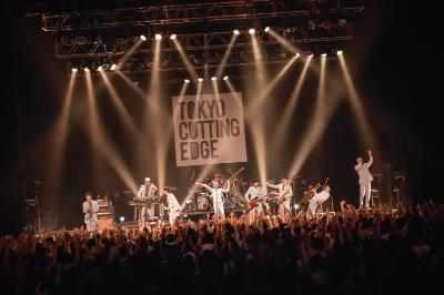 東京スカパラダイスオーケストラ「【TOKYO CUTTING EDGE Vol.3】ライブレポート、スカパラが会場を大熱狂の渦へ」1枚目/9