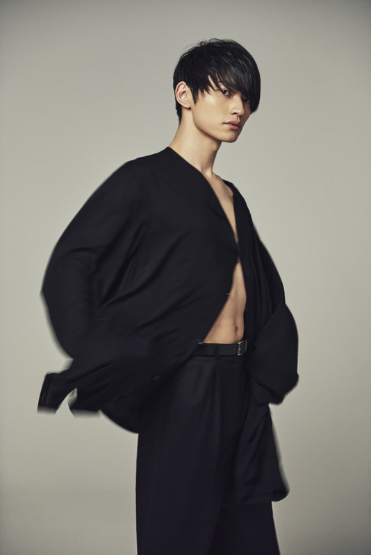 「SKY-HI、EXIT兼近と新曲「そこにいた」披露」1枚目/2