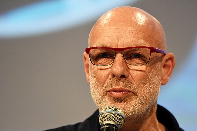 「『5月15日はなんの日？』アンビエント・ミュージックの先駆者、ブライアン・イーノの誕生日」1枚目/1