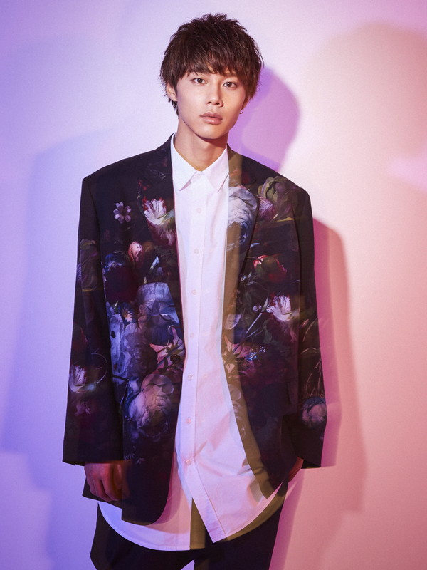 「SOLIDEMO・手島章斗、ソロプロジェクト始動」1枚目/3