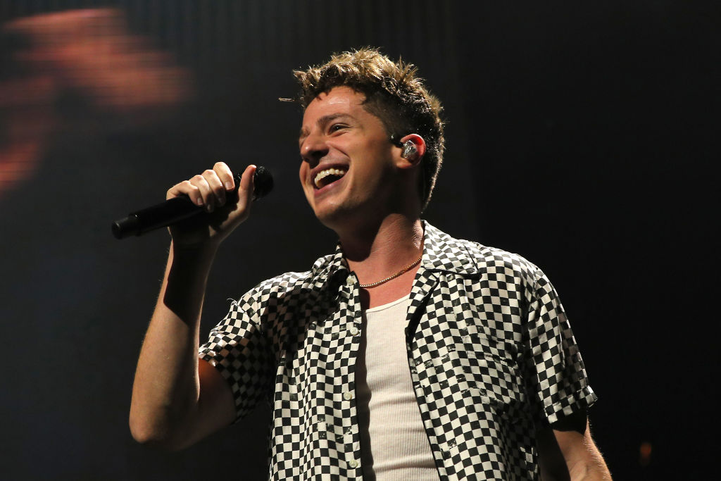 チャーリー プース ファン同士の 罵り合い をやめるようツイート もっとお互いに親切にしてほしい Daily News Billboard Japan