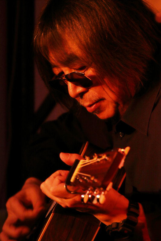「ギタリストの安田裕美が逝去、妻・山崎ハコ「ファンの皆様、ありがとうございました」」1枚目/2