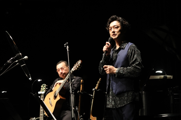 「＜ライブレポート＞石丸幹二＆吉田次郎、改めて音楽の息吹が吹き込まれた上質な夜」1枚目/6