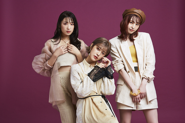 「PINK CRES.（夏焼雅/小林ひかる/二瓶有加）最新インタビュー公開「再び出逢えるまでこのアルバムで元気になって」」1枚目/5