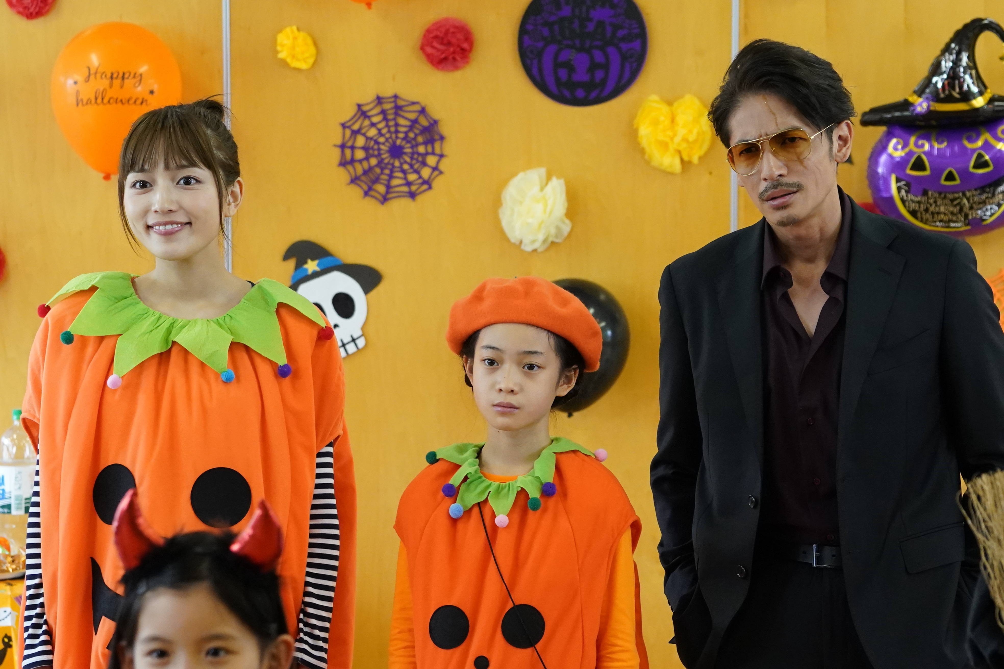 極主夫道 で玉木宏らがハロウィ ン仮装 極道版の桃太郎が最高に笑えた Daily News Billboard Japan