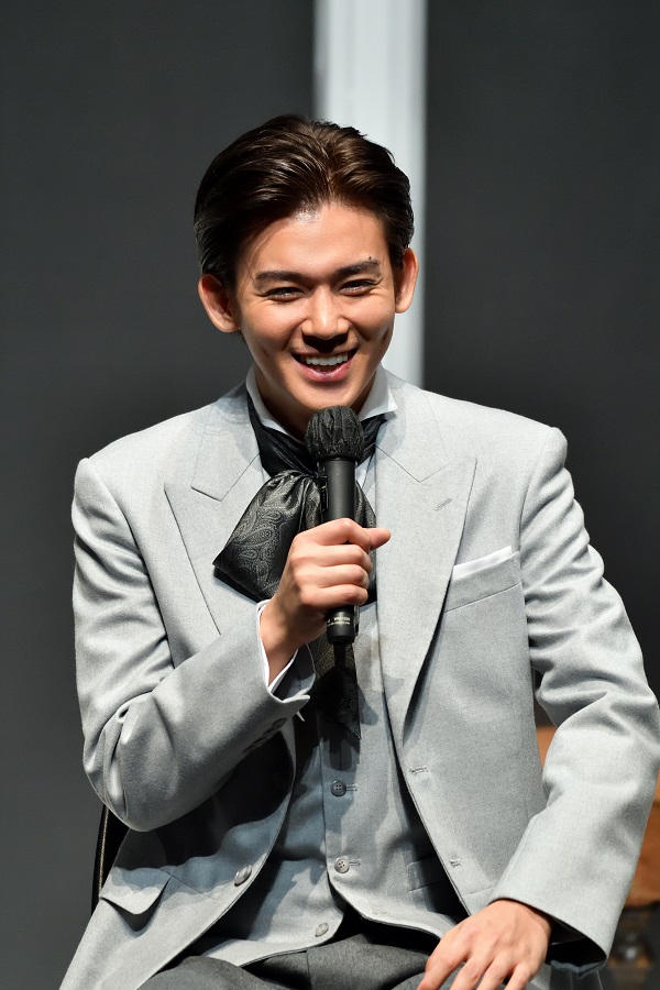 「小瀧望「僕の俳優人生で大きな節目になるような役」　舞台「エレファント・マン」開幕」1枚目/1