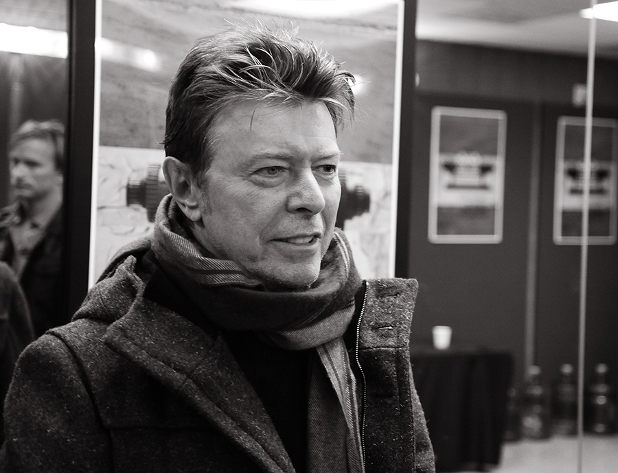 故デヴィッド・ボウイ、生誕74年を祝うヴァーチャル・イベントの豪華