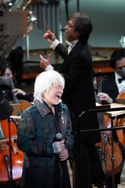 「＜ライブレポート＞歓喜の雪解け。玉置浩二、1年振りの再始動コンサートを開催」1枚目/7