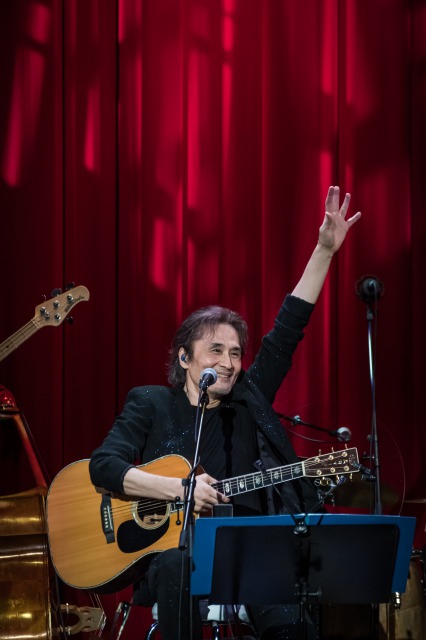 「＜ライブレポート＞織田哲郎、ストリングスアレンジの追求　【幻奏夜V】をBillboard Live YOKOHAMAで開催」1枚目/3