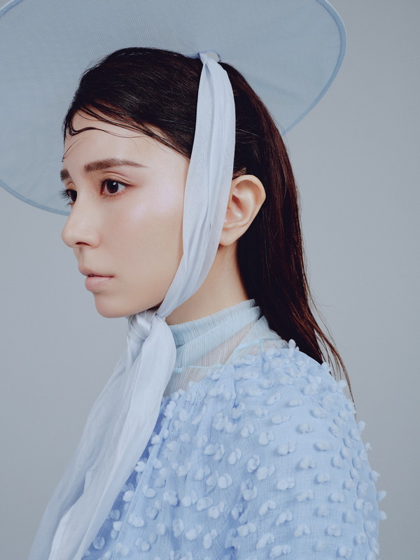 「May J.、新曲「Can&#039;t Breathe」配信リリース　ジャケ写＆キービジュアルを公開」1枚目/2