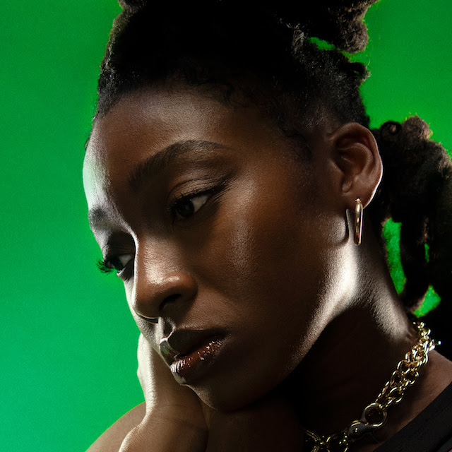 「リトル・シムズ、トレードマークの高速ラップを披露する新曲「Rollin Stone」を公開」1枚目/2