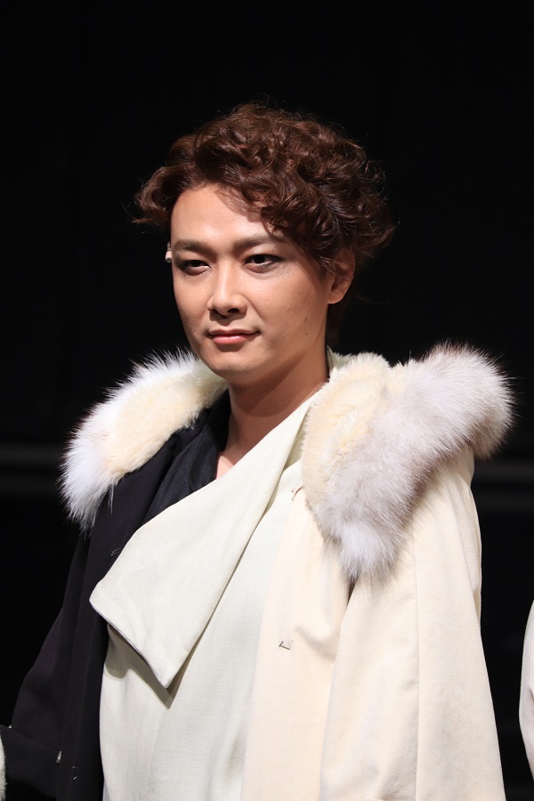 「井上芳雄「僕の王子役の集大成」　伊藤沙莉、４年ぶり舞台に「吐きそう」」1枚目/1