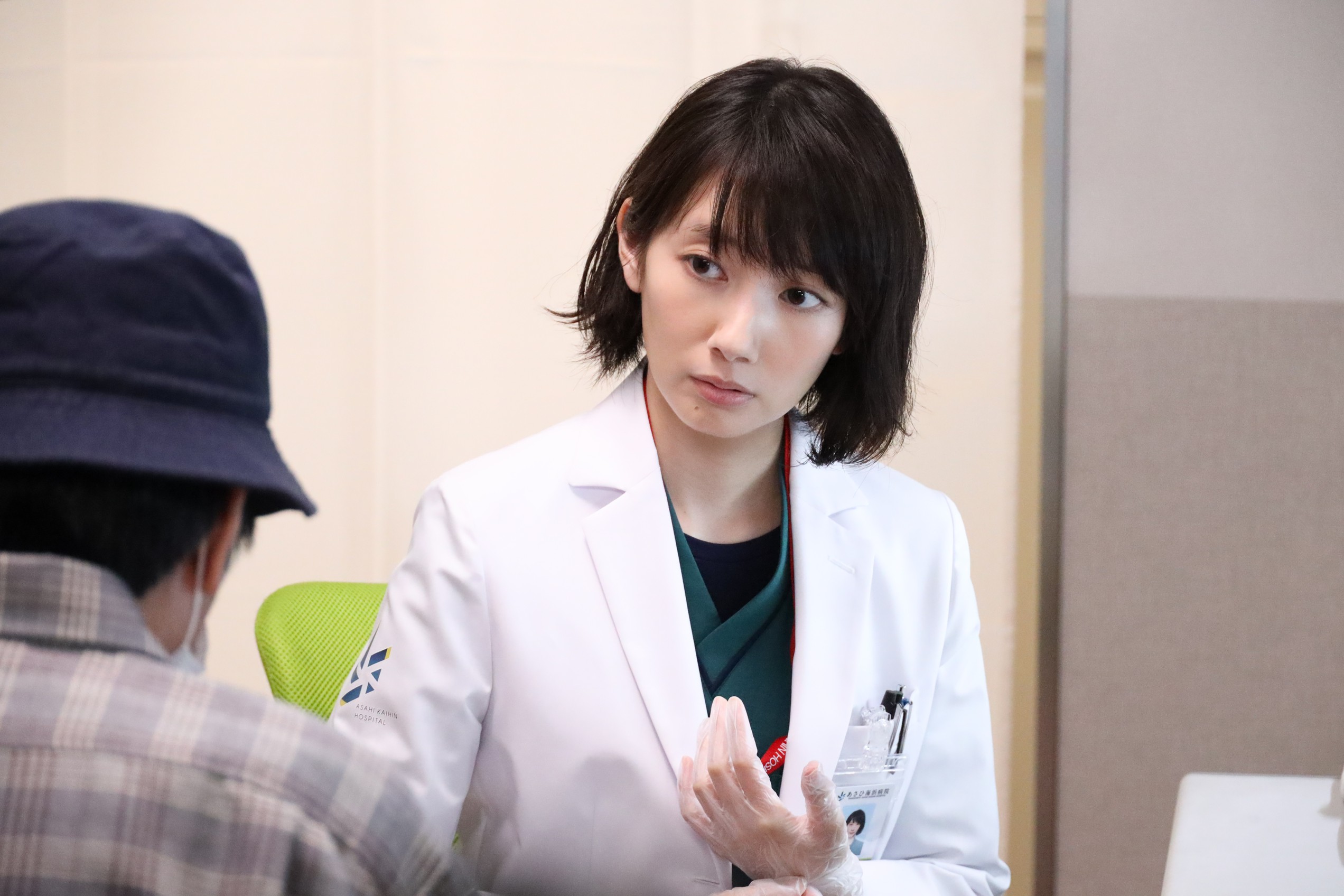 ナイト ドクタ 医療について考えさせられる 朝倉 波瑠と 深澤 岸優太は いいコンビ Daily News Billboard Japan