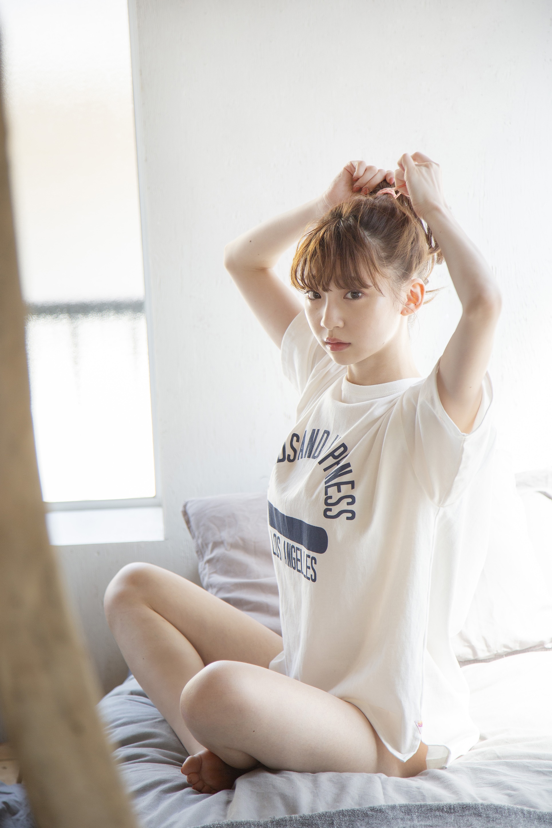 NGT48荻野由佳、10月に初のソロ写真集の発売決定 「自分が写真集を