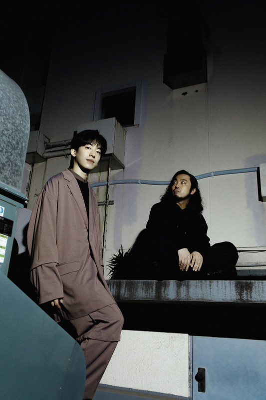 「Creepy Nuts、新AL収録曲「のびしろ」MVプレミア公開決定」1枚目/2