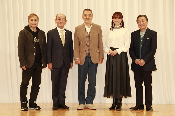 「柄本明と笹野高史“戦友”との共演に涙　「生きている感じがする」」1枚目/1