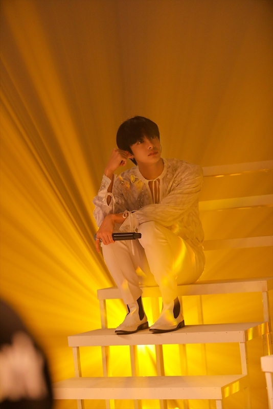 「（C）2021 STARSHIP ENTERTAINMENT Co. Ltd ALL RIGHTS RESERVED. MADE IN KOREA」12枚目/27