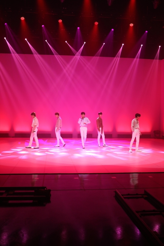 「（C）2021 STARSHIP ENTERTAINMENT Co. Ltd ALL RIGHTS RESERVED. MADE IN KOREA」14枚目/27