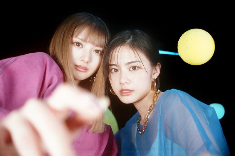 安斉かれん、新曲「ちゃんと世界線」リリース記念 安斉星来とTikTok