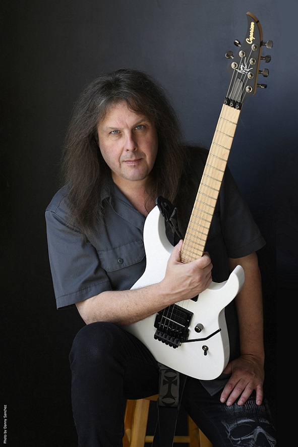 「プログレ・メタル界注目 マイケル・ロメオが新ALを日本先行発売＆『ゴジラ』カバーをボートラ収録」1枚目/2