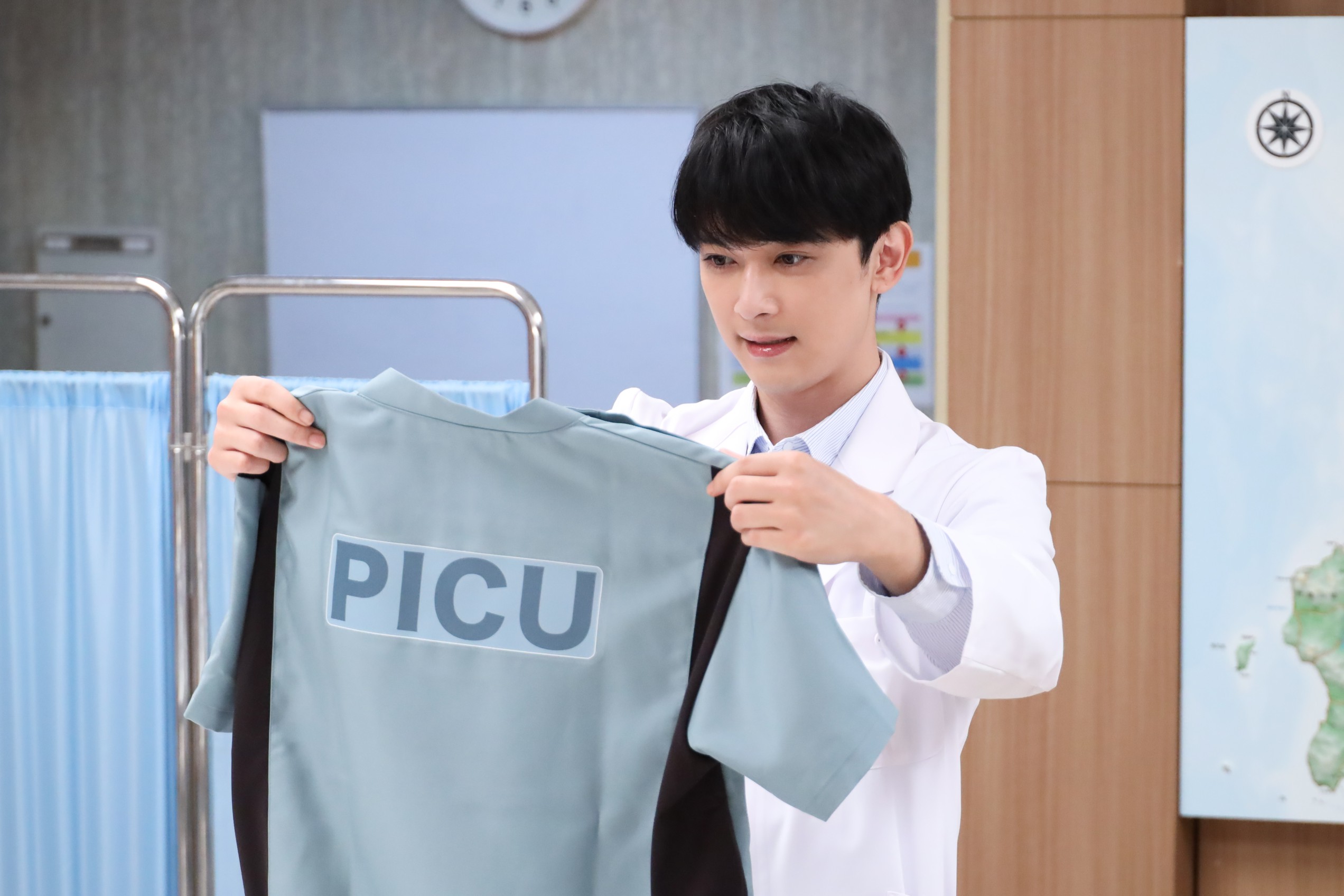 吉沢亮主演の「PICU 小児集中治療室」は「名作の予感」 「初回