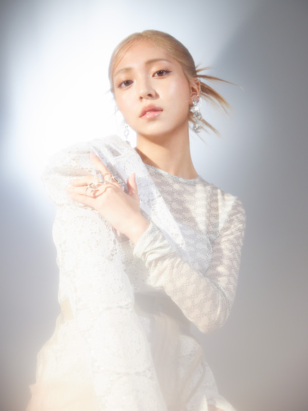 「yukaDD、最新曲「異世界LIFE」MV公開＆TikTokダンスチャレンジ実施」1枚目/2