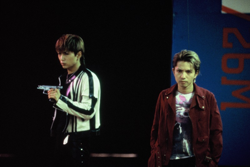 HYDE×GACKT共演の映画『MOON CHILD』再上映が決定、20周年記念グッズの