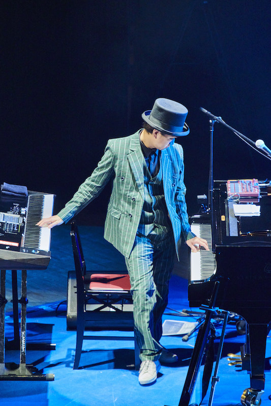 「Photo by ViVi Koharu」4枚目/14