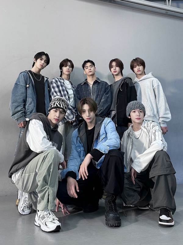 「『虹プロ2』発・NEXZ、ダンスパフォーマンスビデオ第4弾を公開」1枚目/2