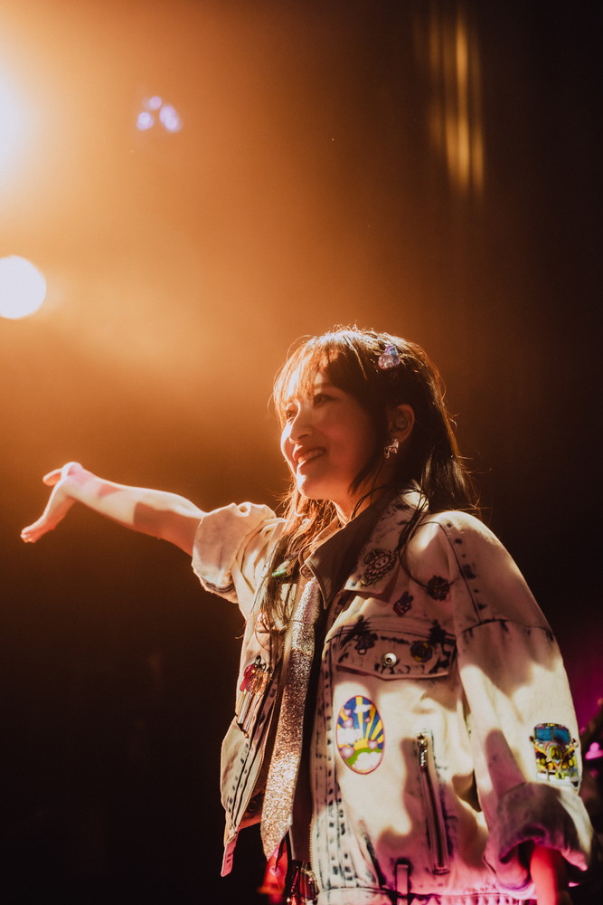 ライブレポート＞「全方向美少女」大流行の乃紫、クリエイターとしての