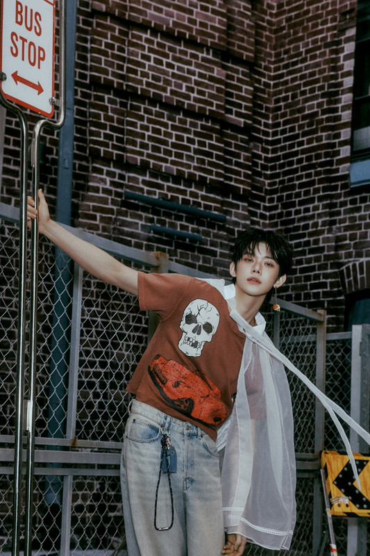 「YEONJUN」6枚目/13