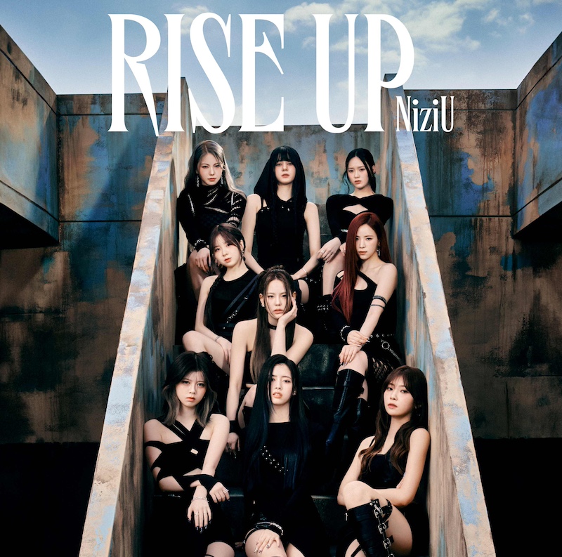 NiziU、1st EP『RISE UP』ジャケ写＆収録曲公開 | Daily News