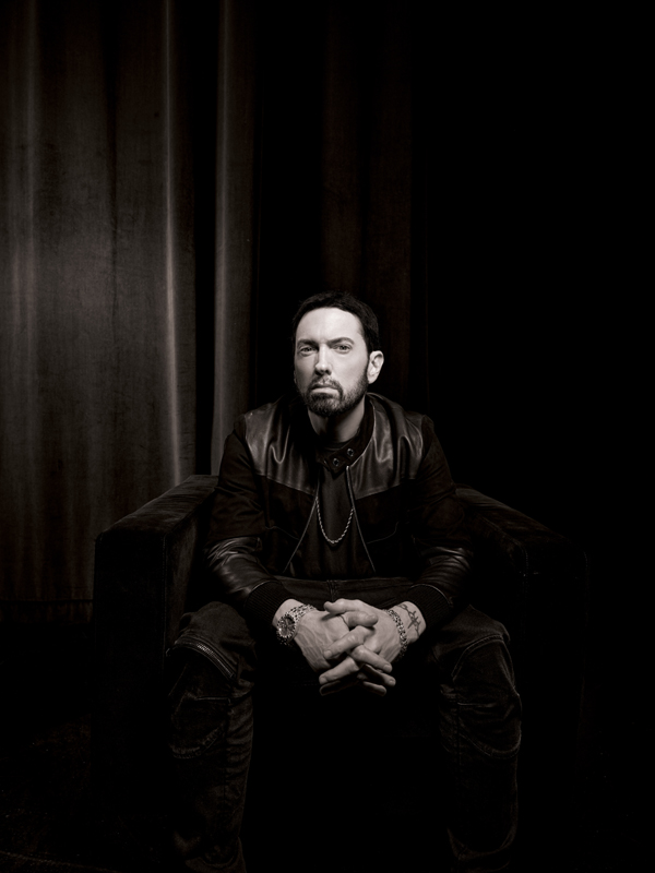 「エミネム、“スリム・シェイディの死（とどめの一撃）”と題したニューアルバムをリリース」1枚目/2