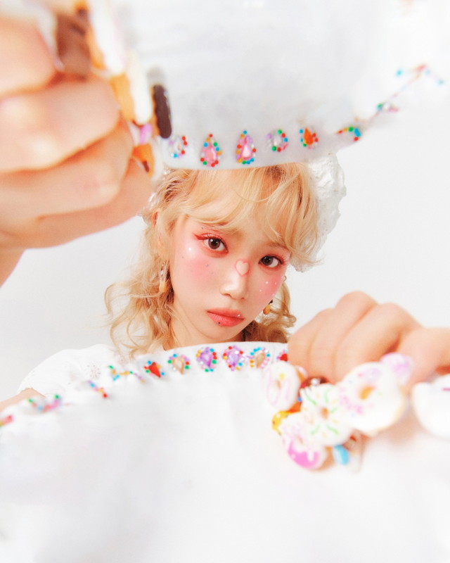 「KIM CHAEWON」3枚目/7