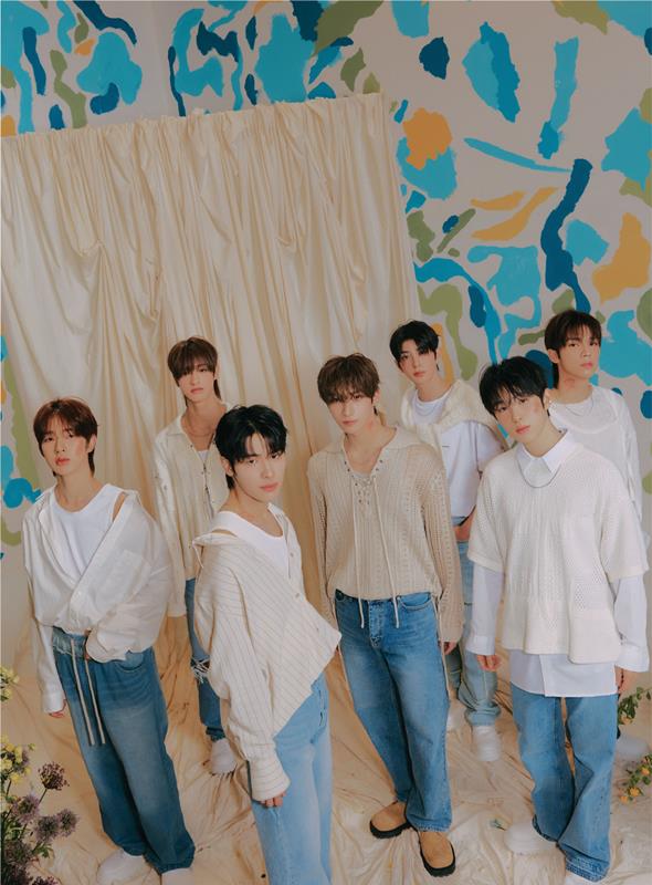 「NEXZ、EP『Ride the Vibe (Japanese Ver.) / Keep on Moving』を引っ提げて日本デビュー」1枚目/5