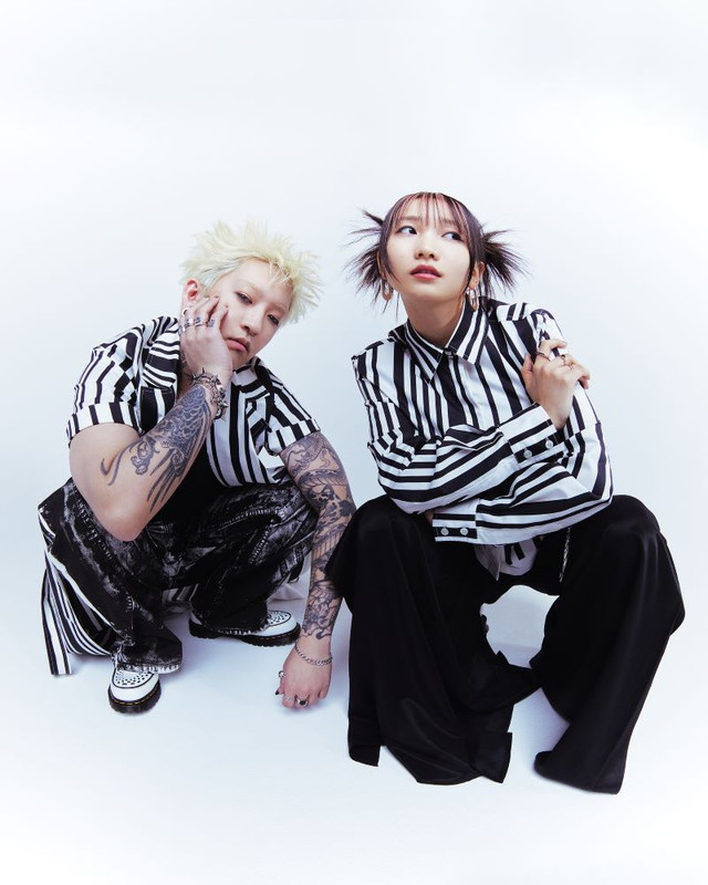 「YOASOBI」5枚目/5