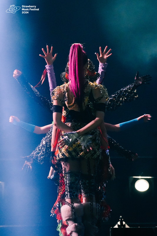「XG【STRAWBERRY MUSIC FESTIVAL】」2枚目/11