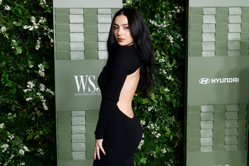 チャーリーxcx、三池崇史監督の次回作に出演＆プロデュースへ | Daily