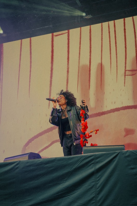 「＜ライブレポート＞UMI、2年ぶりの【GREENROOM FESTIVAL】でハピネスをシェア　藤井風カバー＆Jeremy Quartus(Nulbarich)コラボも」1枚目/10