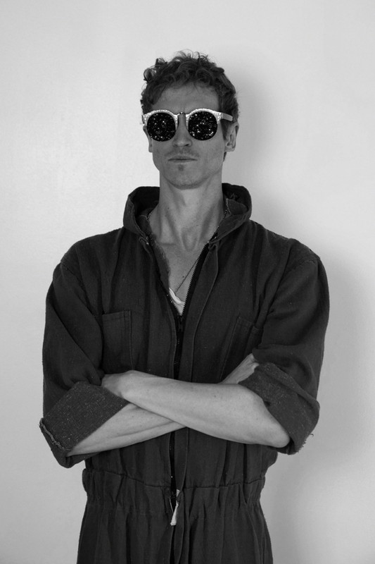 「ルイス・コール
Photo by Richard Thompson」5枚目/7