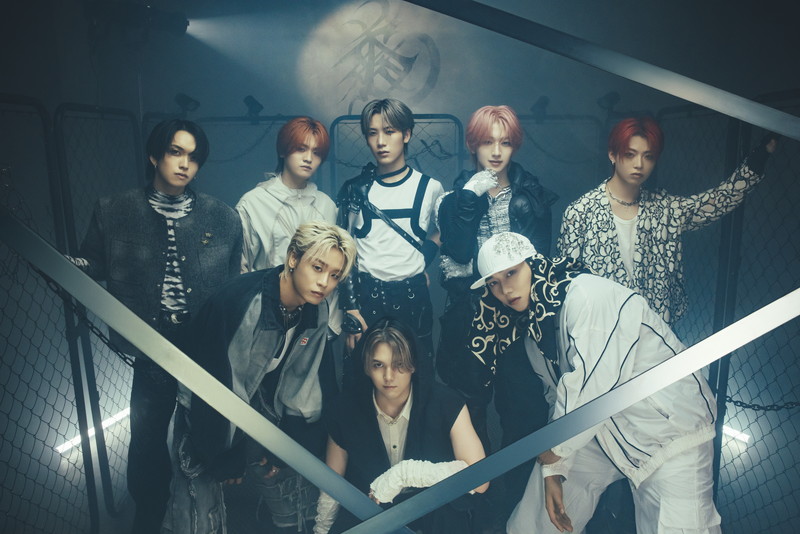 MAZZEL、新曲「DANGER」MVで殺陣を披露 全国ツアーファイナル公演の一